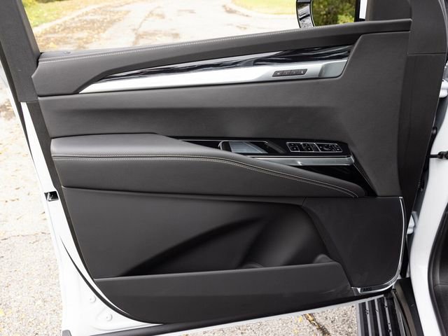 Used 2026 Cadillac Escalade ESV Sport w/ Touring Package image 22