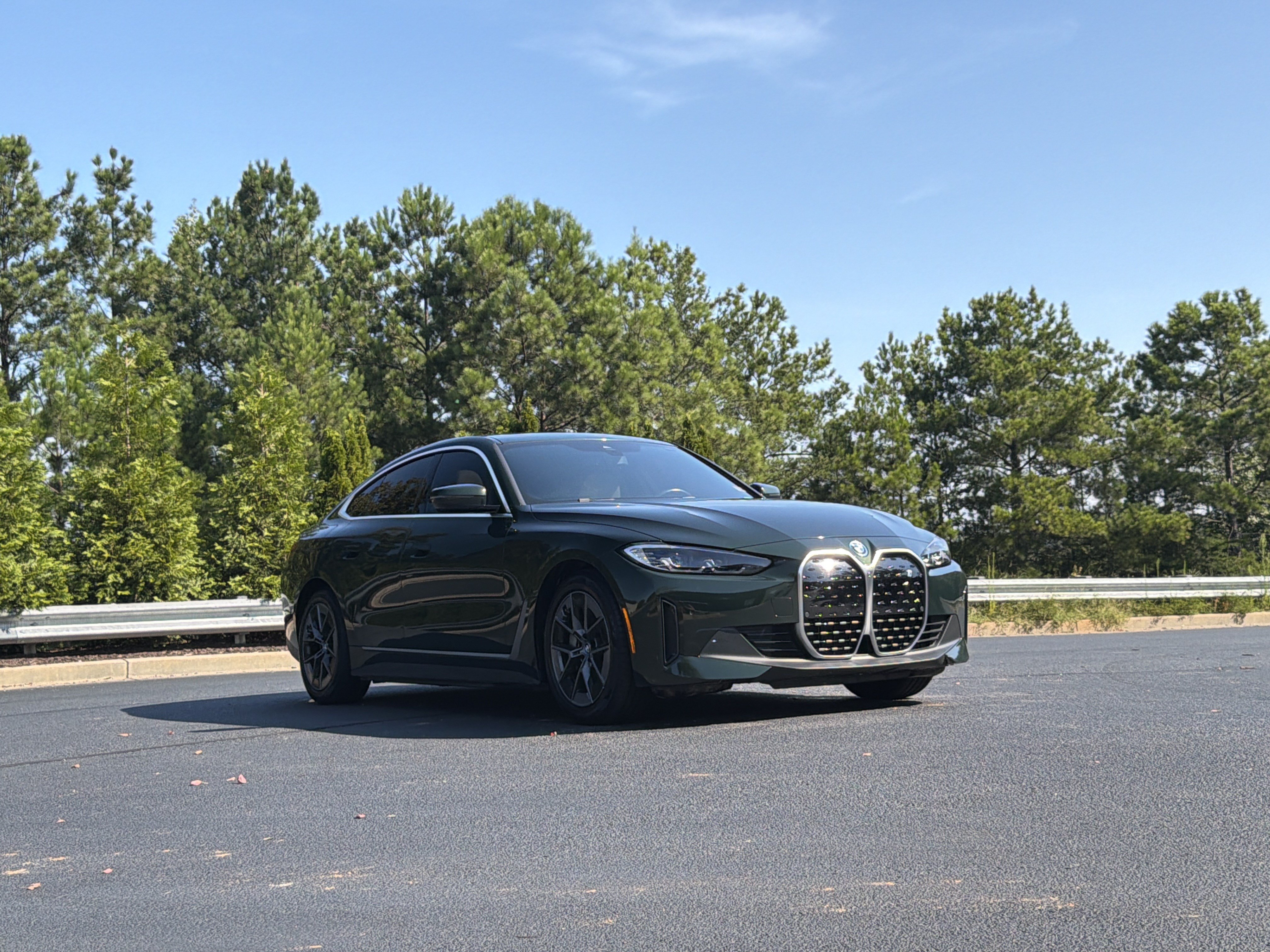 Used 2023 BMW i4 eDrive40 w/ Premium Package RWD image 42