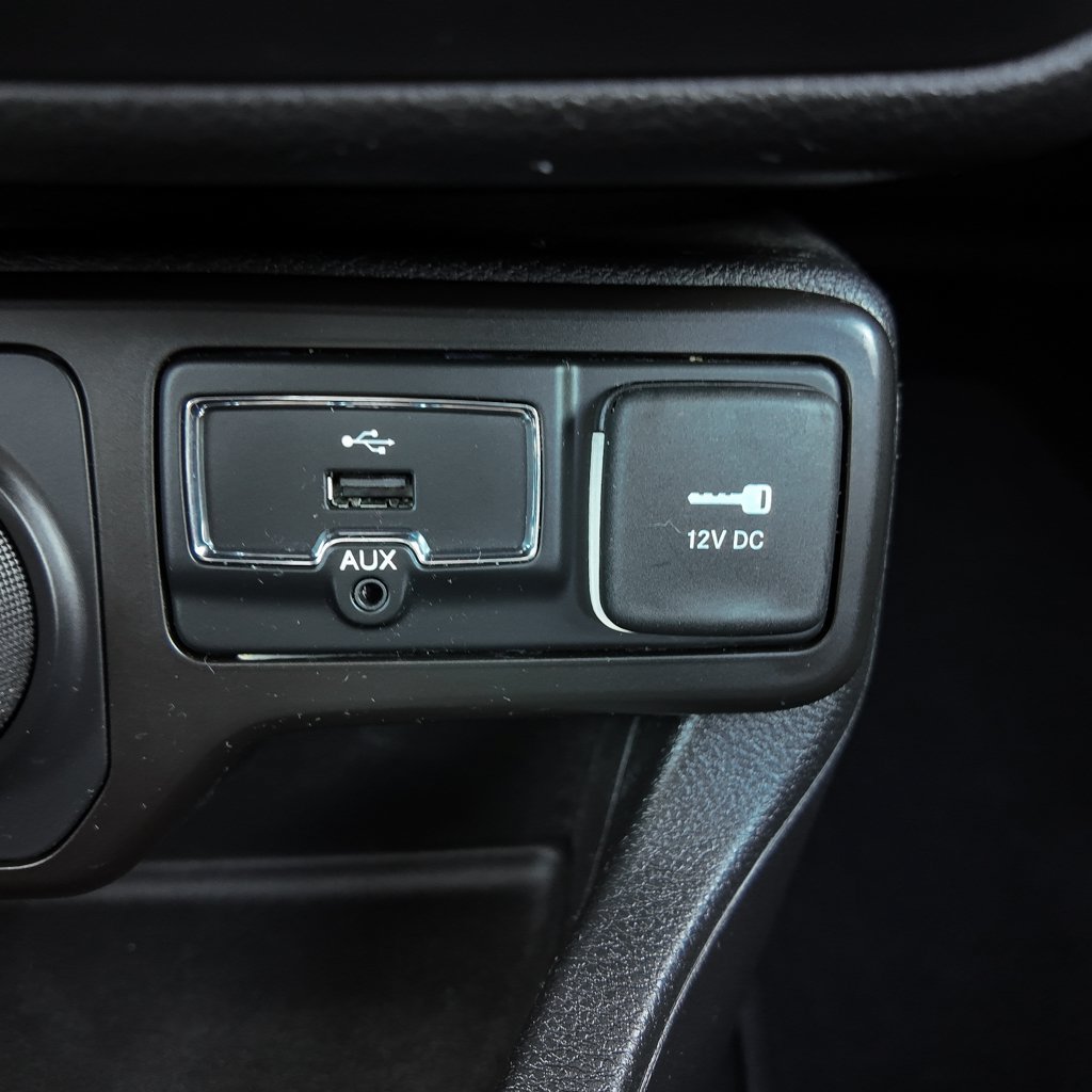 Used 2019 Jeep Renegade Sport AWD/4WD image 15