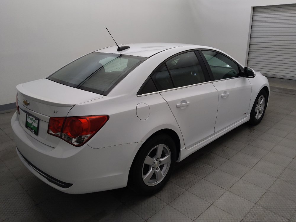 Used 2015 Chevrolet Cruze LT w/ RS Package FWD image 9