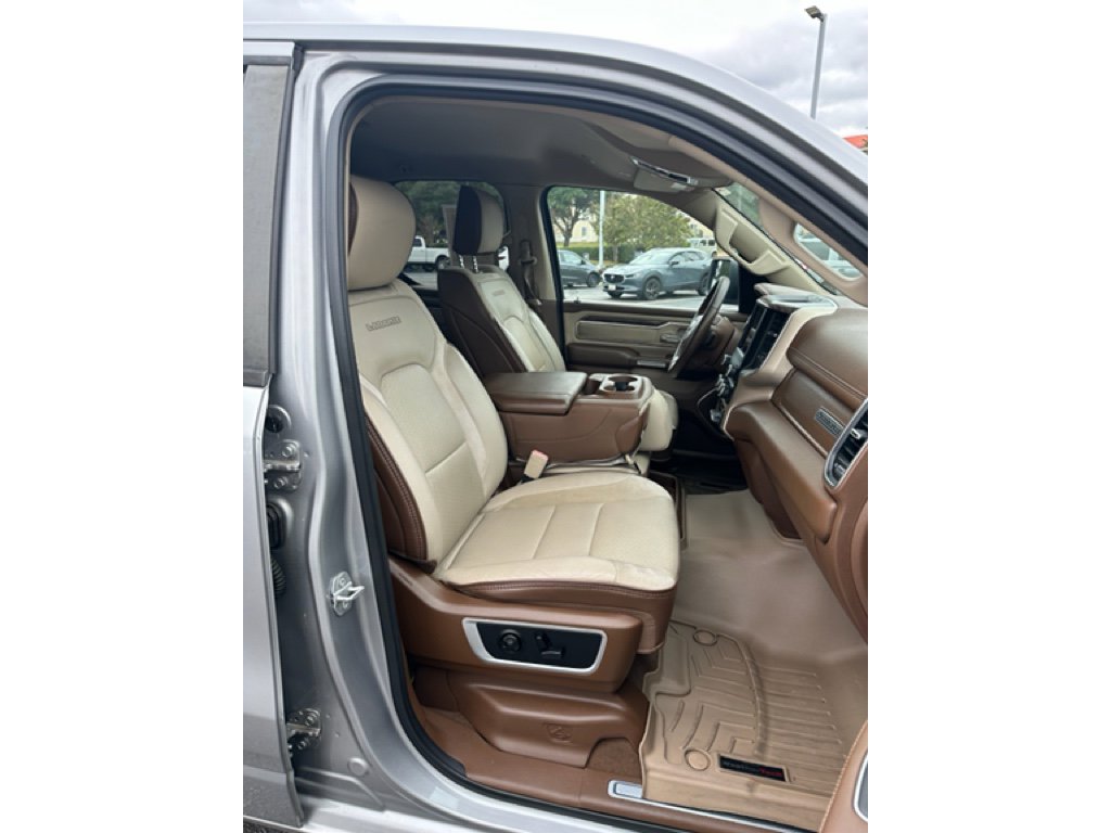 Used 2019 RAM 1500 Laramie image 23