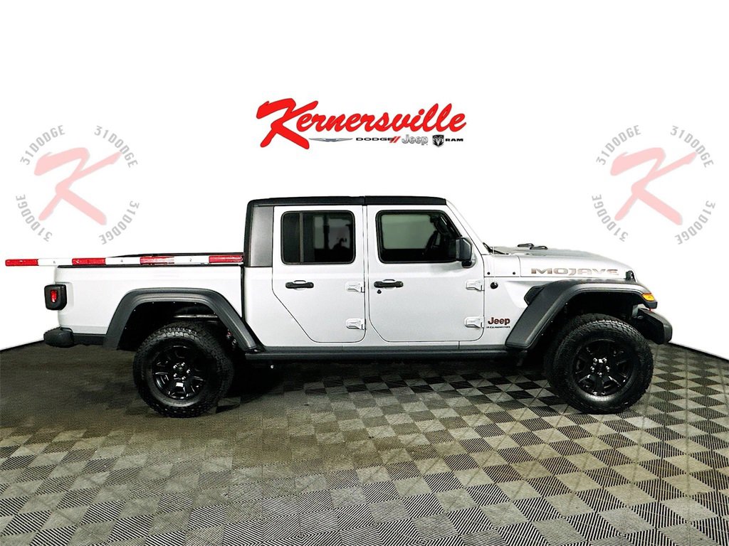 Used 2023 Jeep Gladiator Mojave w/ Cold Weather Group image 8