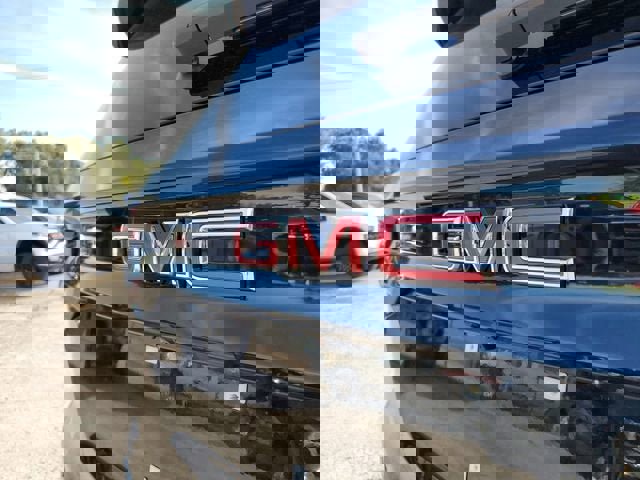 New 2026 GMC Acadia Elevation image 7