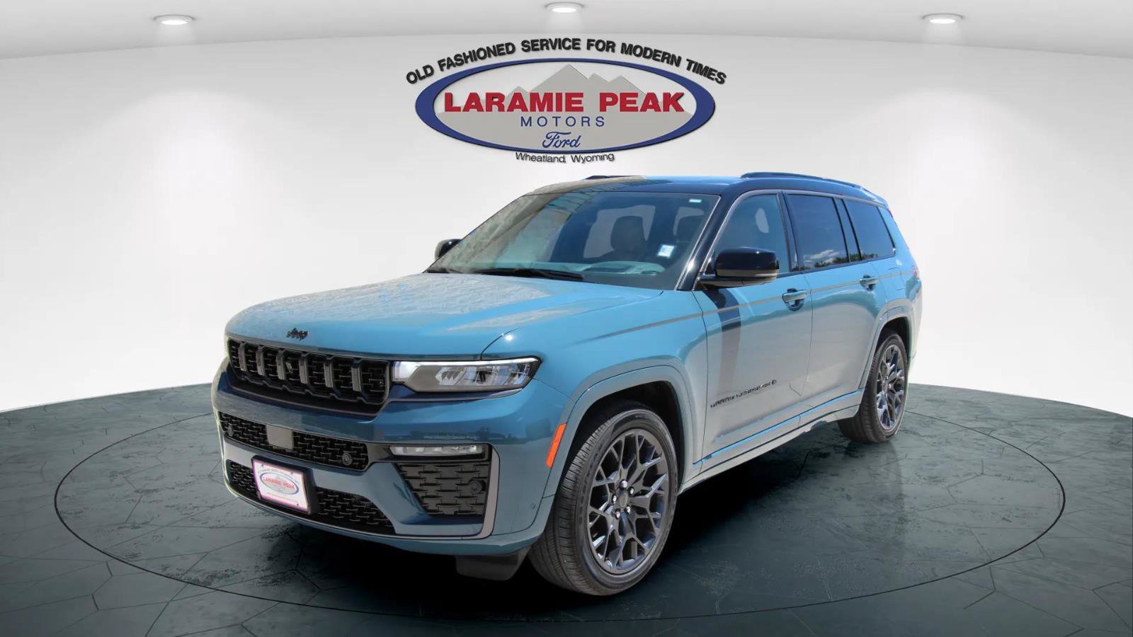 Used 2026 Jeep Grand Cherokee L Summit AWD/4WD image 7