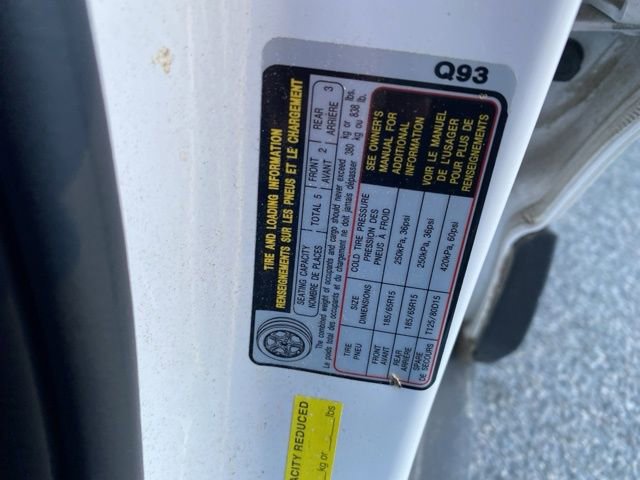 Used 2021 Hyundai Venue SE image 25