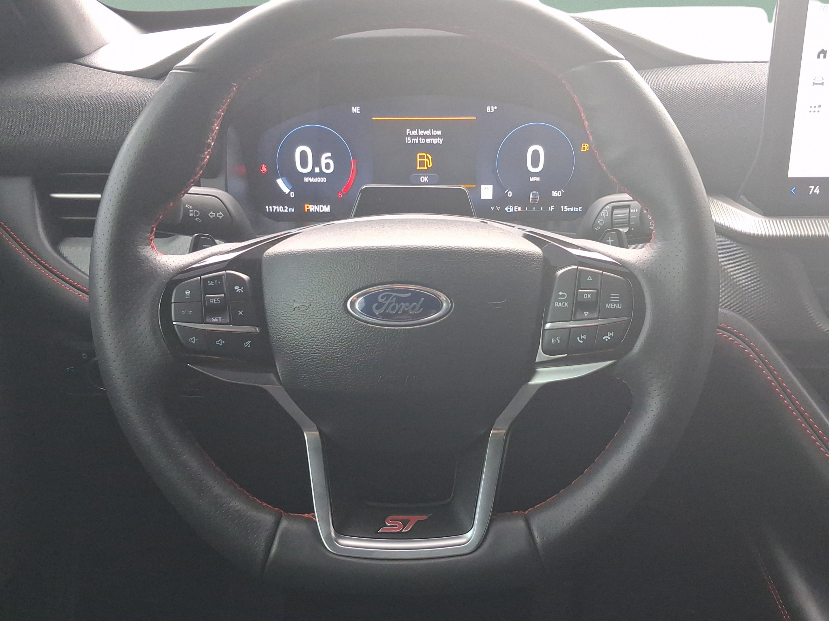 Used 2025 Ford Explorer ST AWD/4WD image 21