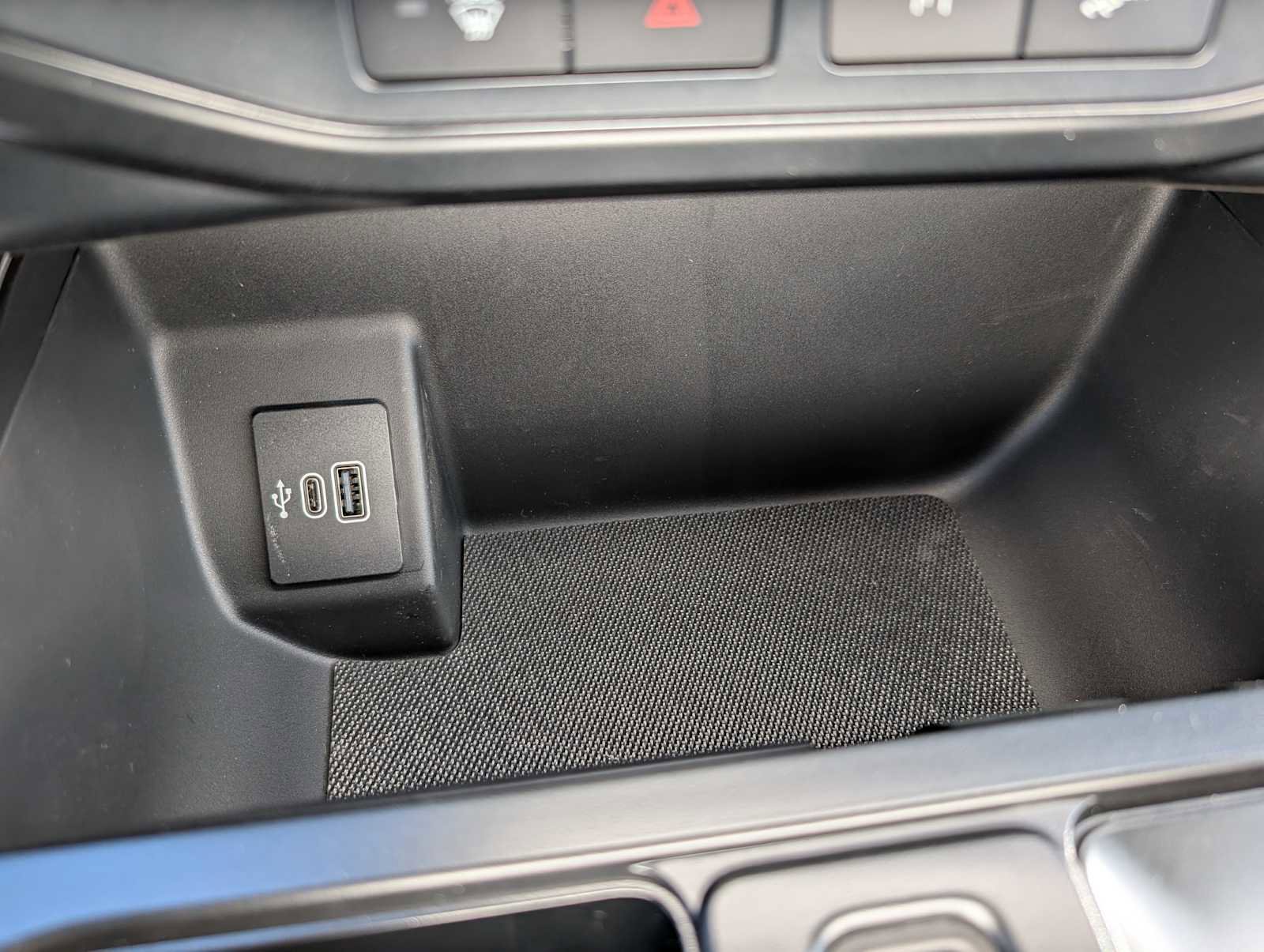 New 2025 Ford F150 Lightning Flash image 24