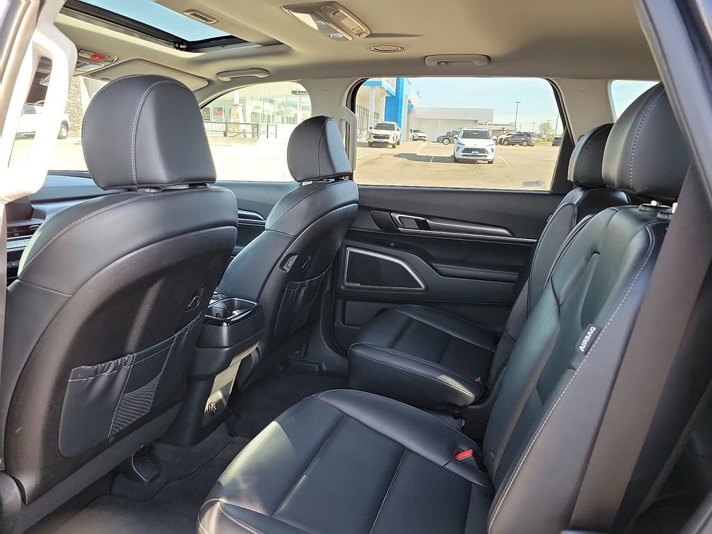 Used 2025 Kia Telluride S AWD/4WD image 10