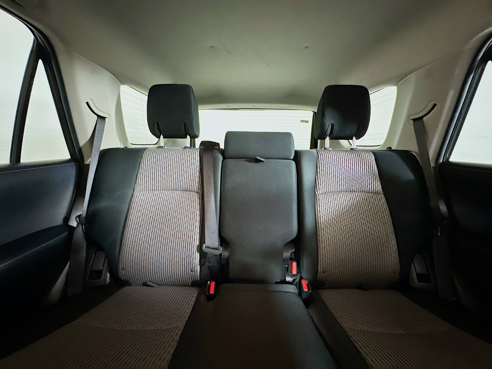 Used 2024 Toyota 4Runner SR5 AWD/4WD image 30