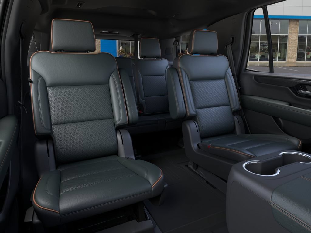 New 2026 GMC Yukon AT4 w/ LPO, Floor Liner Package AWD/4WD image 17