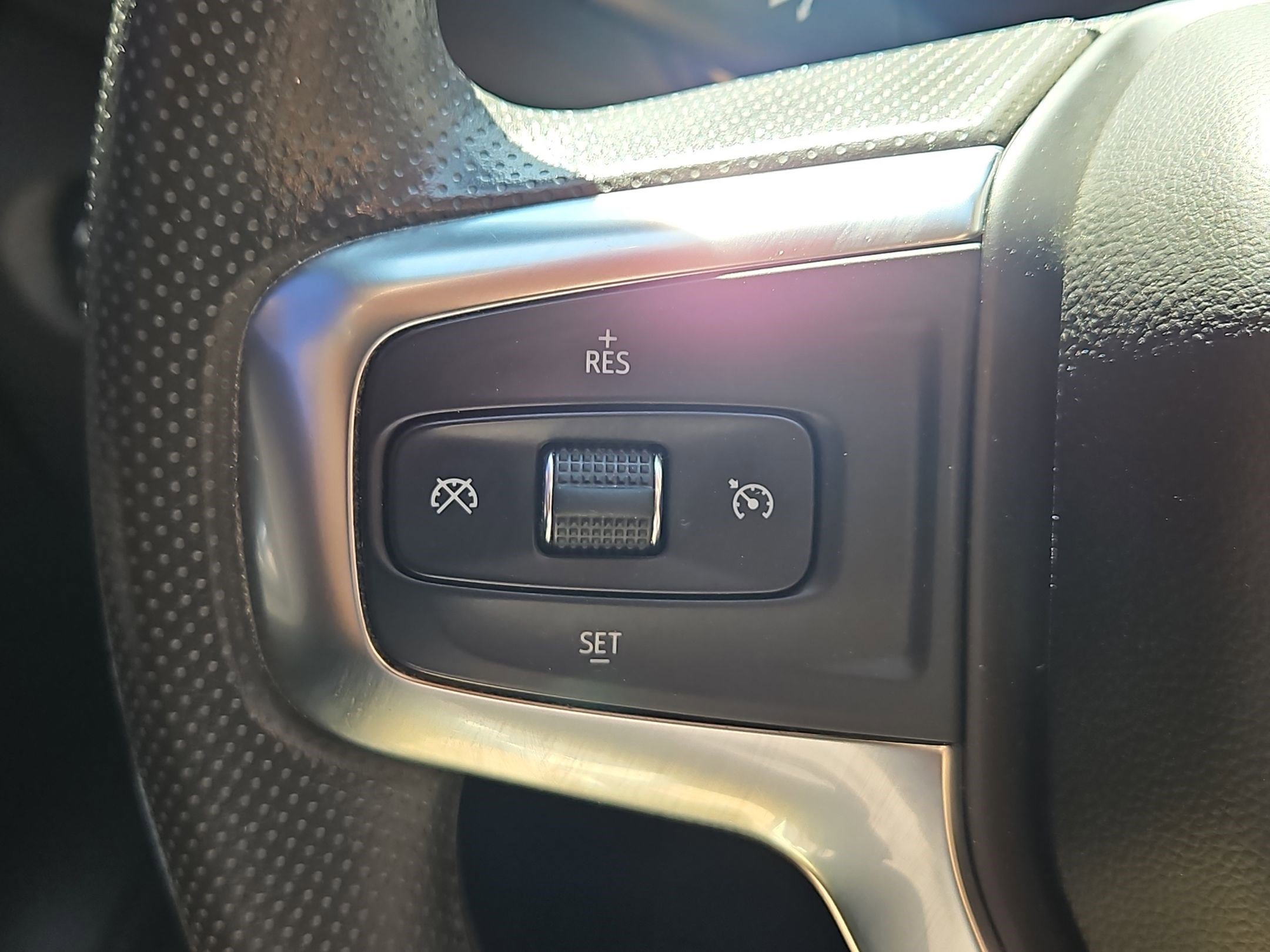 Used 2021 Chevrolet Blazer LT w/ LPO, Cargo Package image 16