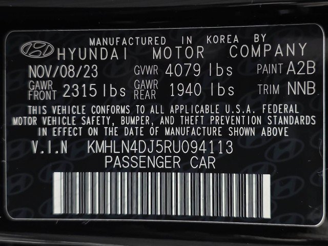 Used 2024 Hyundai Elantra Limited FWD image 43