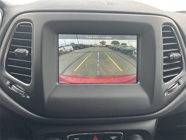 Used 2019 Jeep Compass Latitude w/ Cold Weather Group image 24