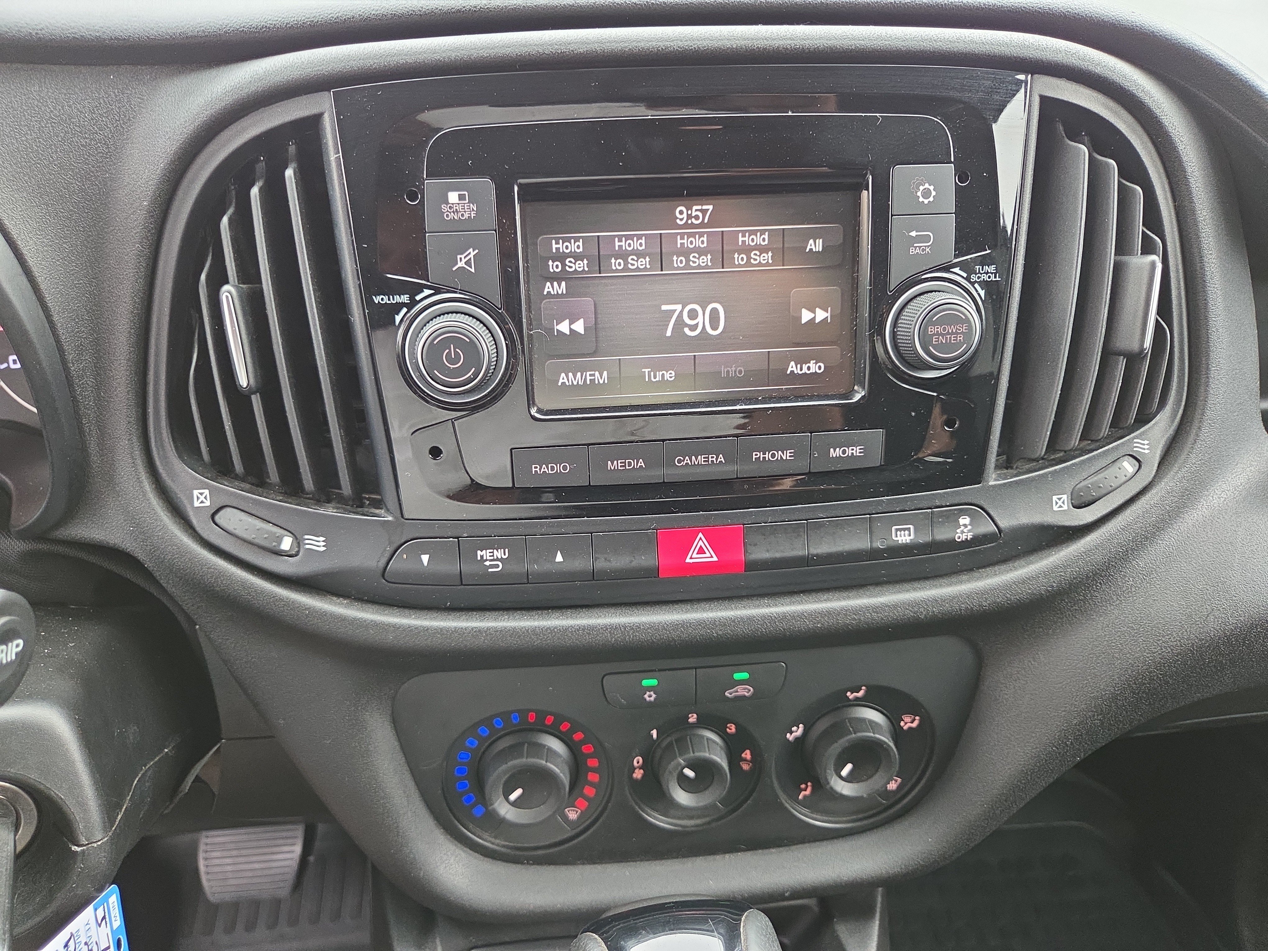 Used 2022 RAM ProMaster City Tradesman FWD image 28