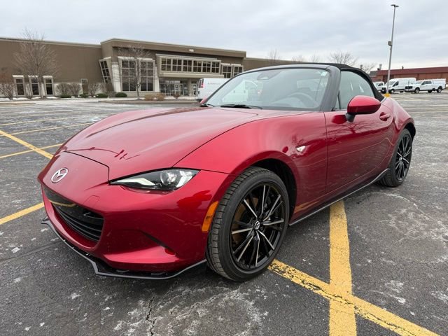 Used 2024 MAZDA MX-5 Miata Grand Touring w/ Appearance Package image 2