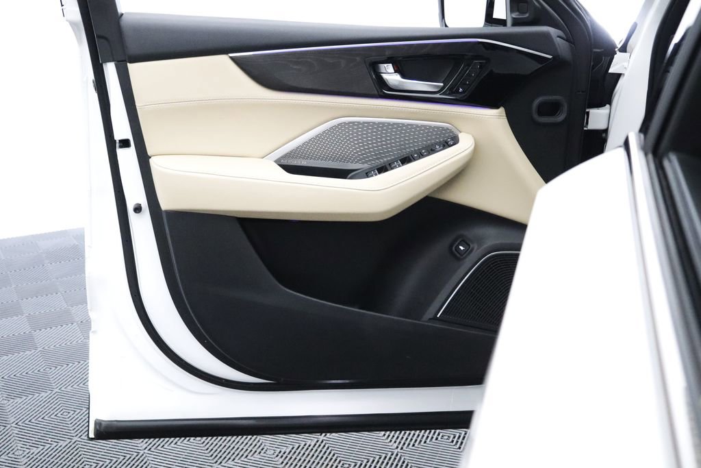 Used 2023 Acura MDX SH-AWD w/ Advance Package image 13