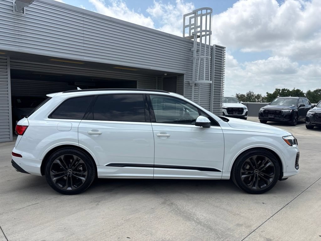 Used 2026 Audi Q7 3.0T Premium Plus w/ Premium Plus Package AWD/4WD image 4