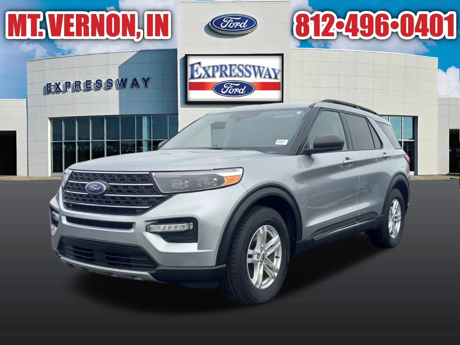 Used 2023 Ford Explorer XLT w/ Equipment Group 202A RWD image 3