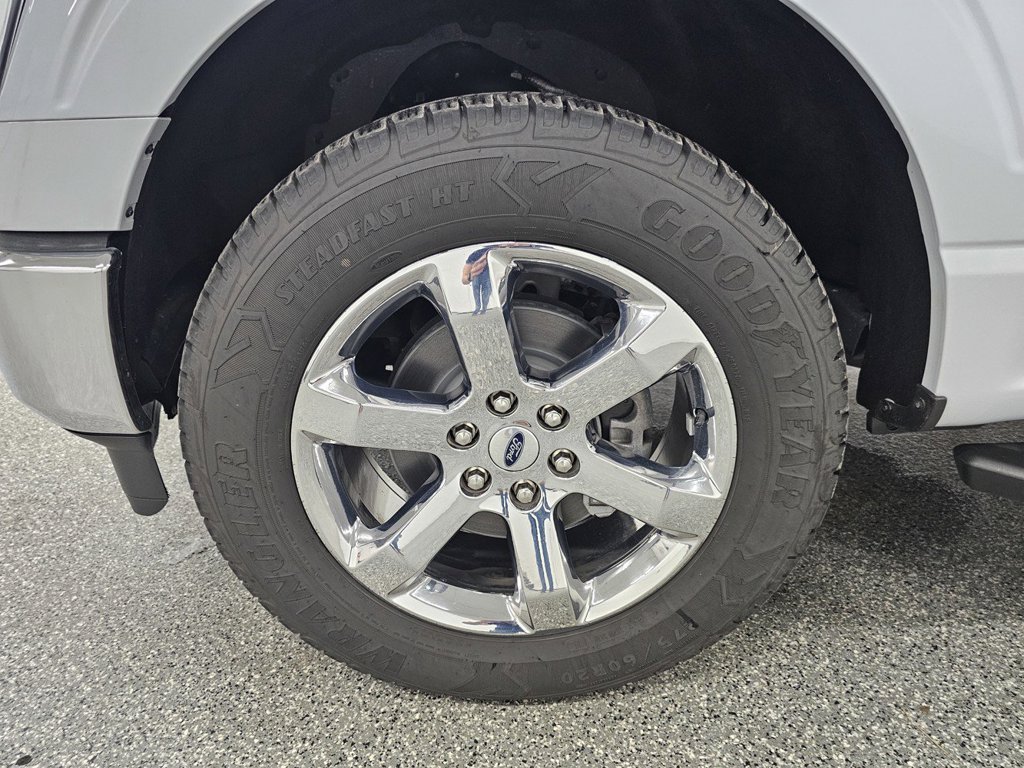 Used 2022 Ford F150 XLT w/ Equipment Group 302A High AWD/4WD image 10