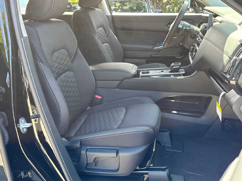New 2026 Nissan Pathfinder SV w/ Cargo Package AWD/4WD image 23