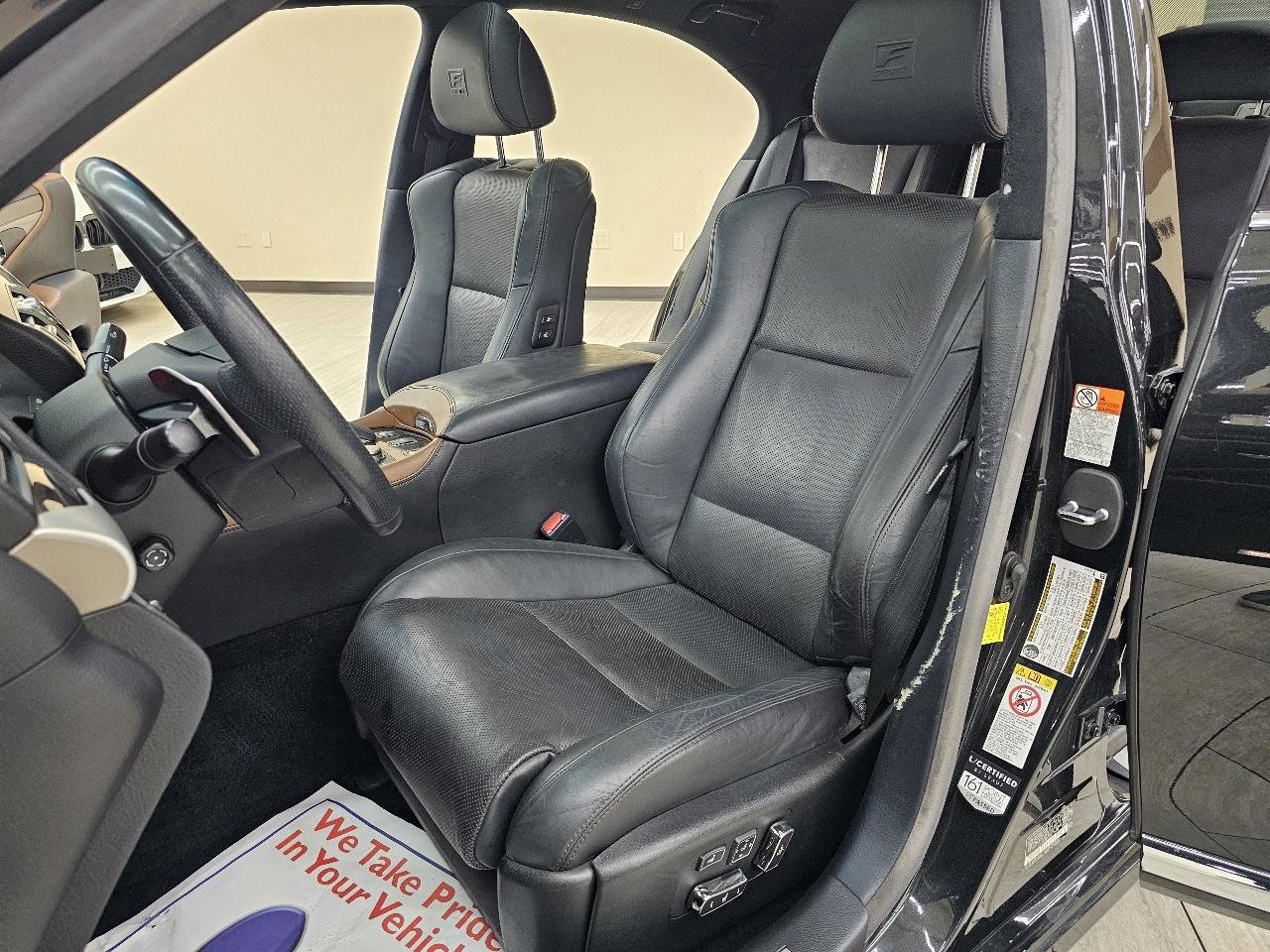 Used 2017 Lexus LS 460 w/ F Sport Midnight Edition image 17