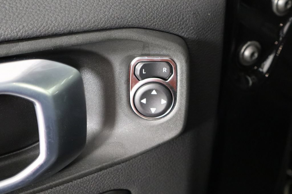 New 2027 Jeep Wrangler Unlimited Sahara AWD/4WD image 20