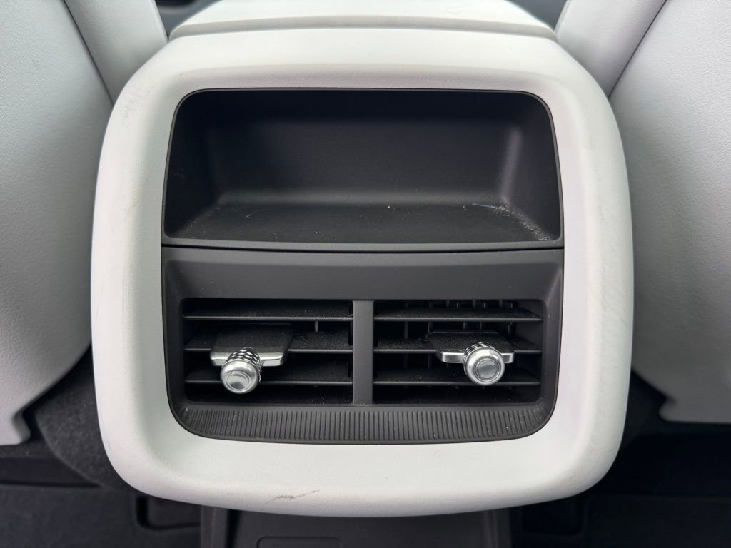 Certified 2024 Cadillac Lyriq Sport image 33