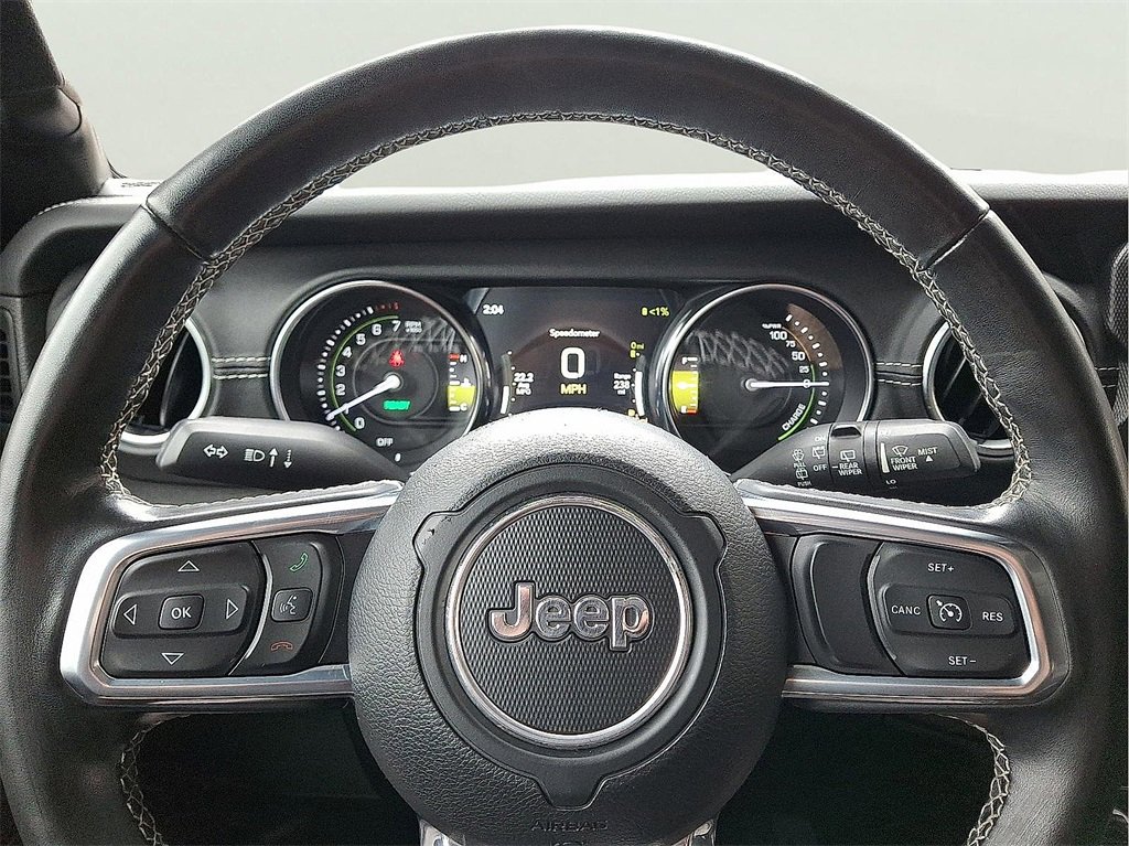 Used 2022 Jeep Wrangler Unlimited Sahara w/ Cold Weather Group image 20