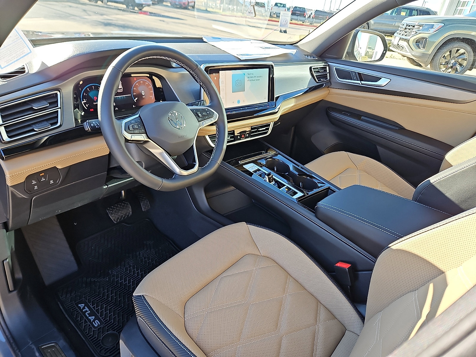 New 2026 Volkswagen Atlas Cross Sport SE image 12