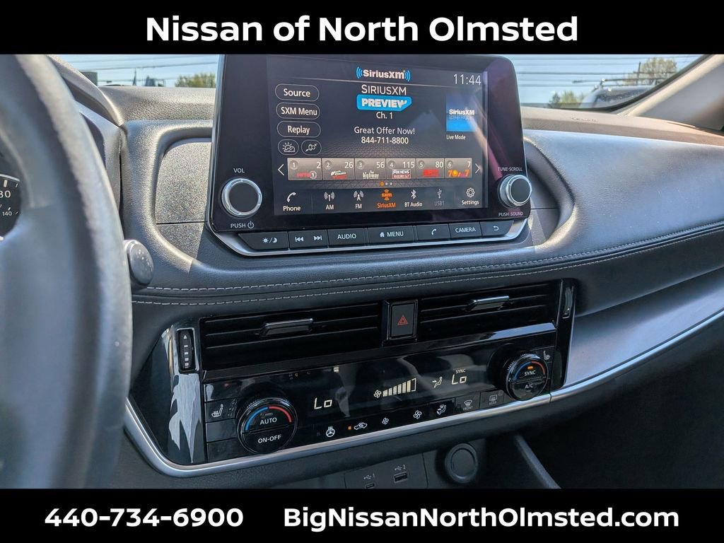 Used 2021 Nissan Rogue SV w/ Premium Package AWD/4WD image 18