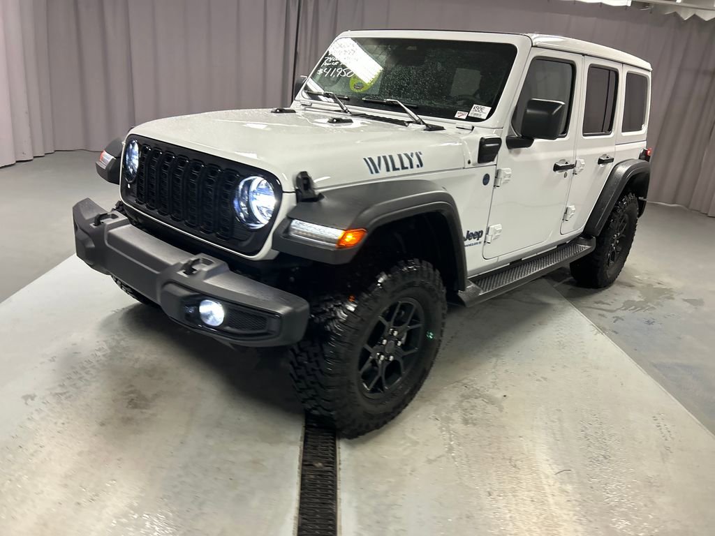 Used 2025 Jeep Wrangler Willys 4xe image 3