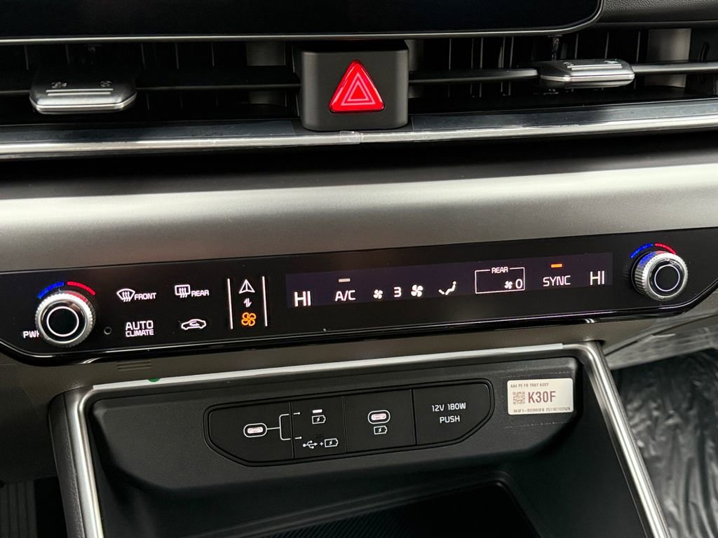 New 2026 Kia Carnival image 17