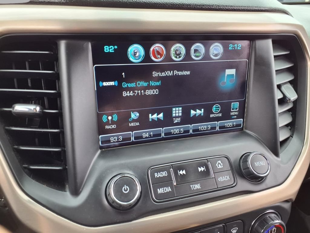 Used 2017 GMC Acadia Denali w/ Technology Package AWD/4WD image 5