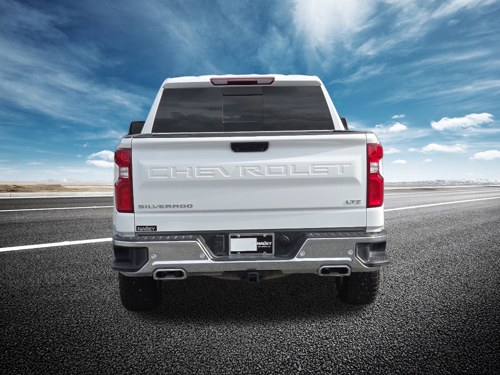 Used 2025 Chevrolet Silverado 1500 LTZ w/ Z71 Off-Road Package AWD/4WD image 20
