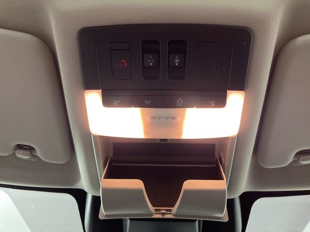 Used 2023 Nissan Rogue SL w/ SL Premium Package image 33