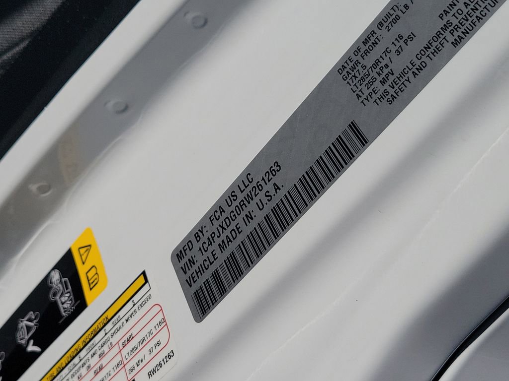 Used 2024 Jeep Wrangler Willys image 29