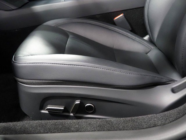 Used 2025 Tesla Model 3 Long Range image 65