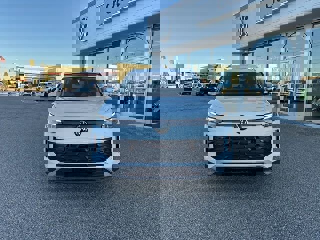 New 2026 Volkswagen Tiguan S image 4