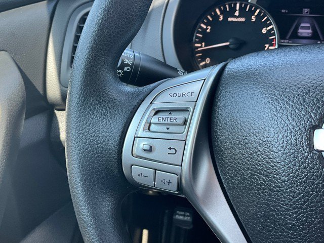 Used 2016 Nissan Altima 2.5 S w/ Power Driver Seat Package FWD image 13