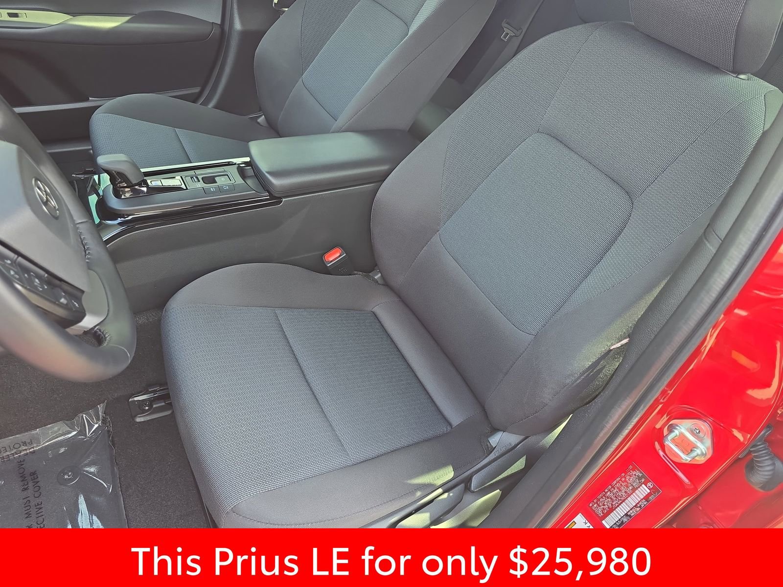 Used 2024 Toyota Prius LE FWD image 20