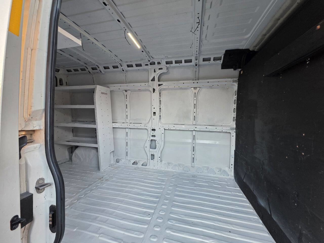 Used 2021 RAM ProMaster 2500 image 13
