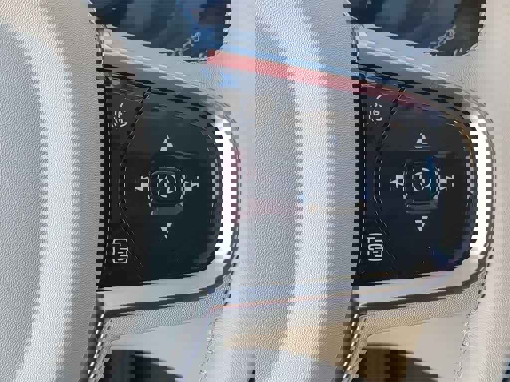 Used 2025 Volvo XC60 T8 Core w/ Protection Package Premier image 23