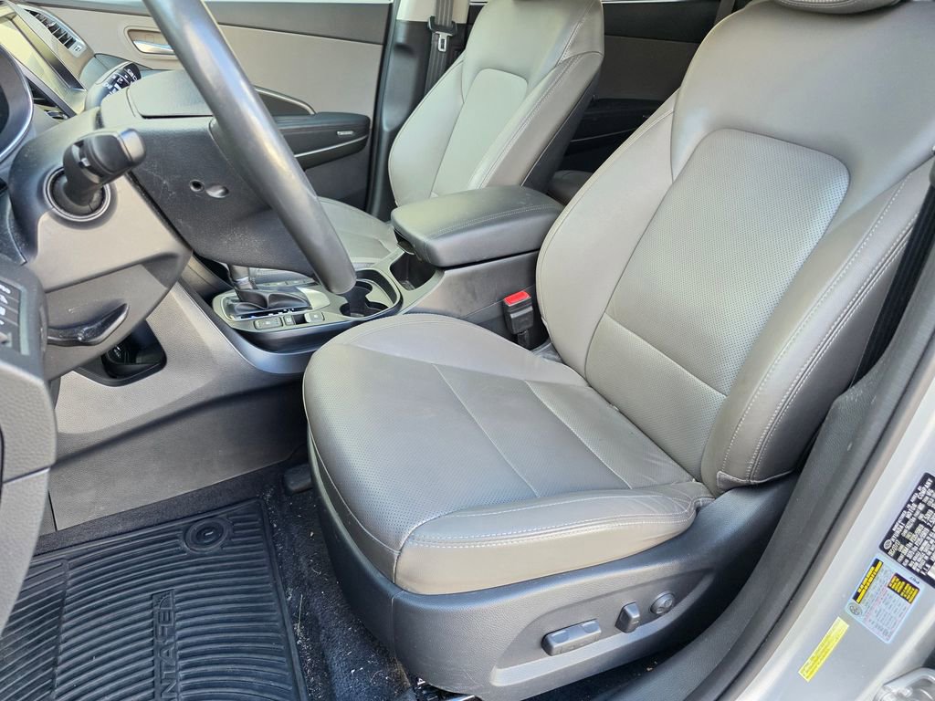 Used 2018 Hyundai Santa Fe Limited image 21