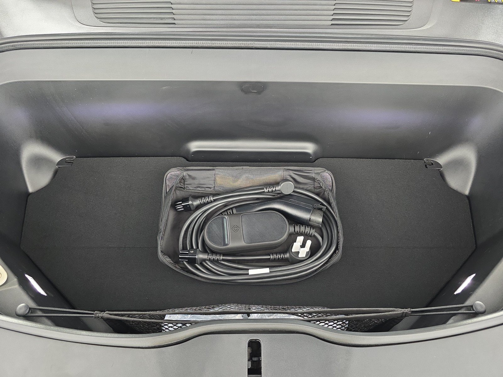 Used 2024 Rivian R1S Adventure AWD/4WD image 14