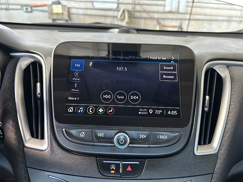 Used 2022 Chevrolet Malibu LT FWD image 23