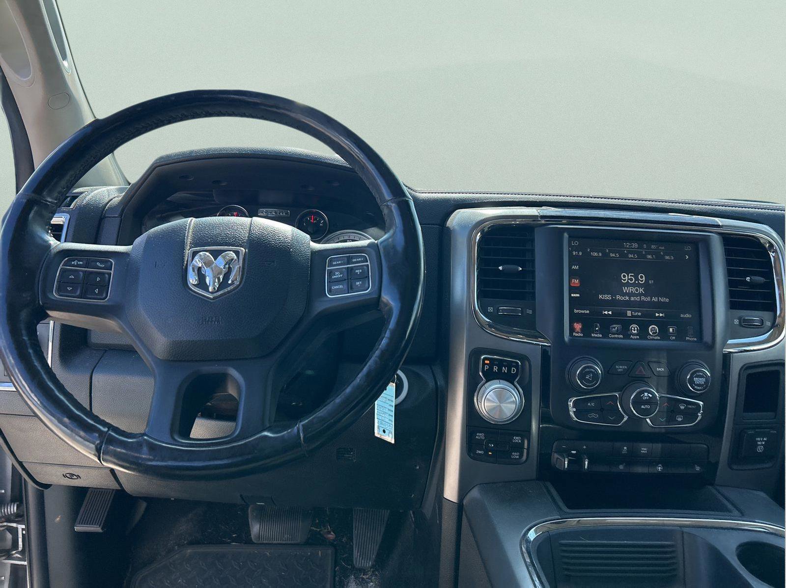 Used 2017 RAM 1500 Sport image 42