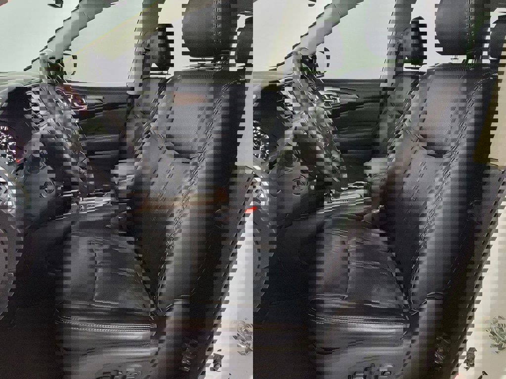 Used 2019 Nissan Pathfinder Platinum w/ Cargo Package image 14