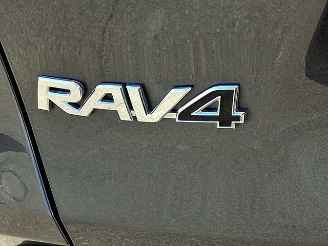 Certified 2023 Toyota RAV4 LE AWD/4WD image 30
