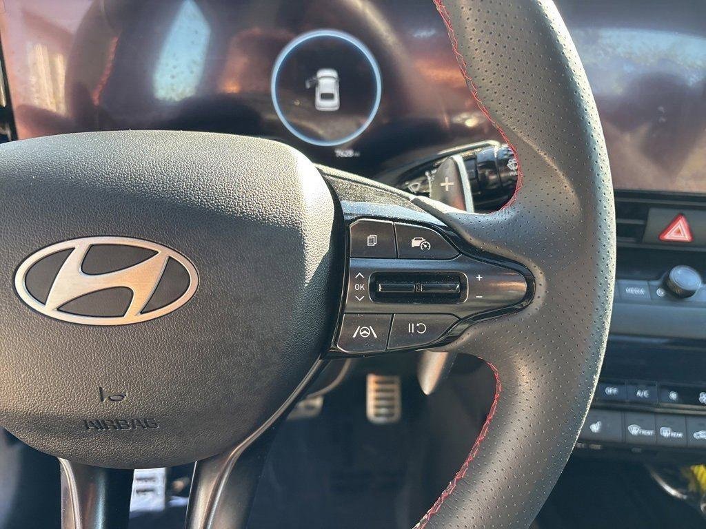 Certified 2025 Hyundai Elantra N Line image 22