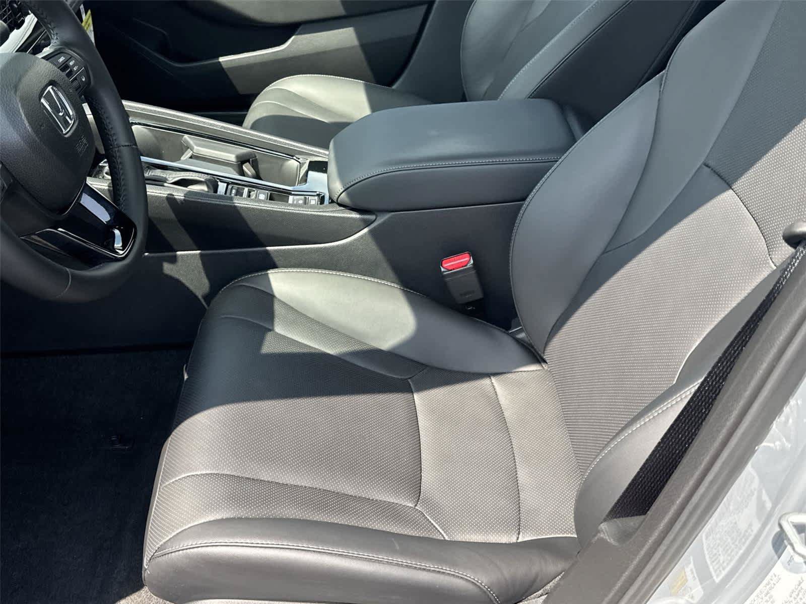 Used 2026 Honda Accord Sport image 12